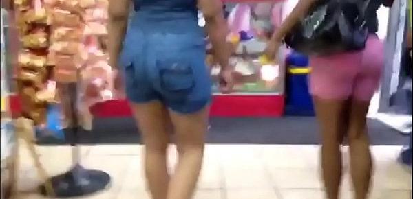  Candid compilation black milf booty